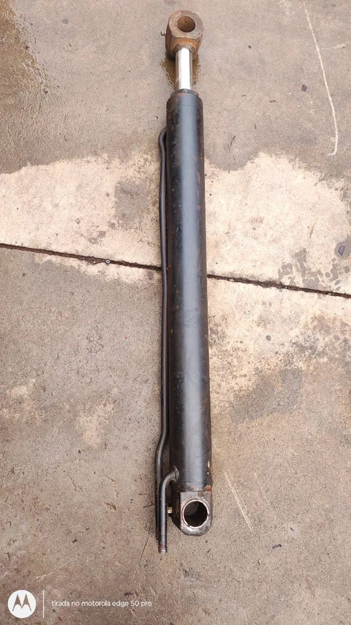 Cilindro hidr. articulação caçamba frontal retro JCB 3C P/N 556/60236 1
