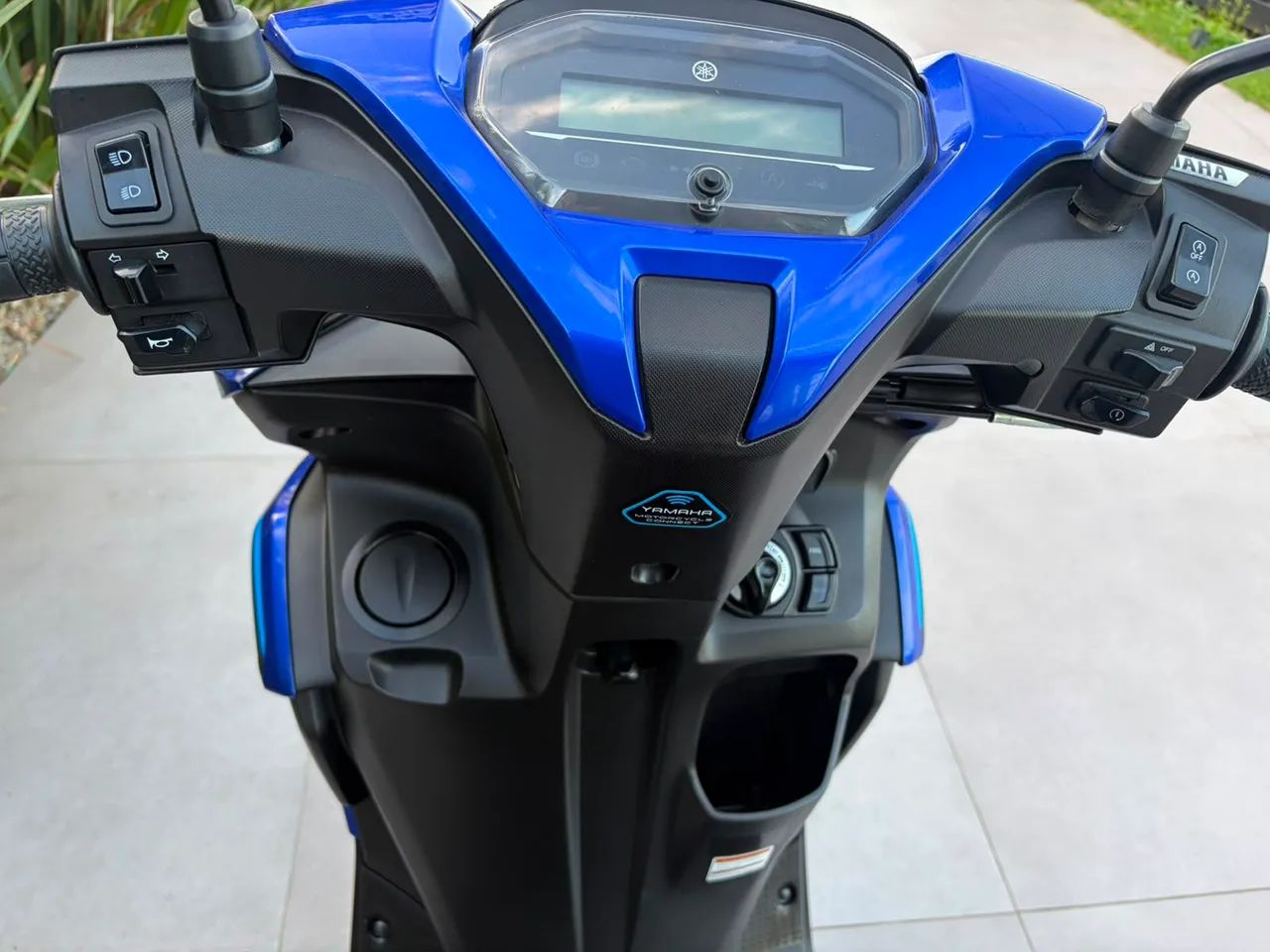 YAMAHA FLUO 125 25/26 - Foto 5