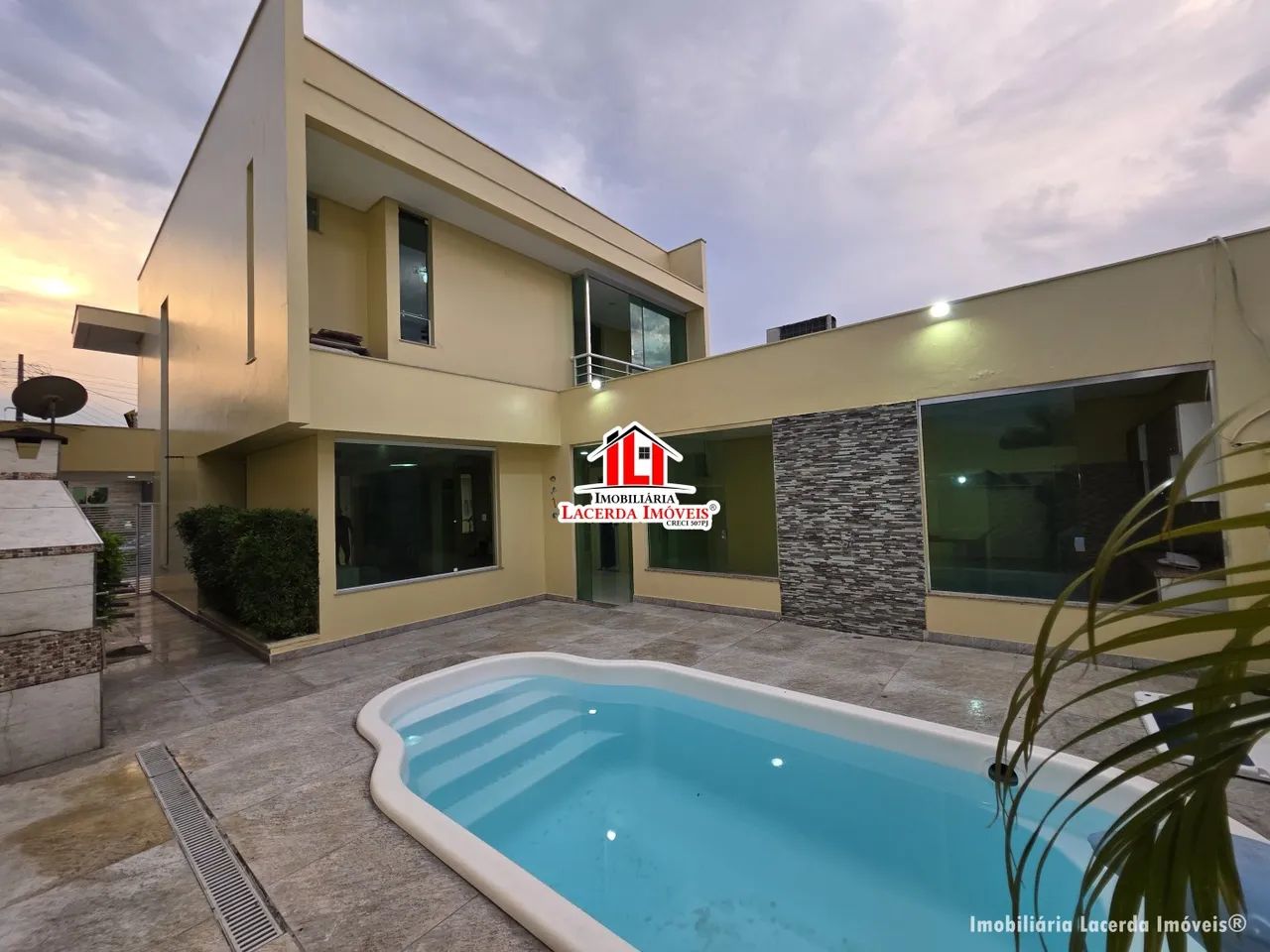 Residencial Forest Hill, Duplex com 4 quartos sendo 3 suítes, Lazer com piscina e edícula  - Foto 3