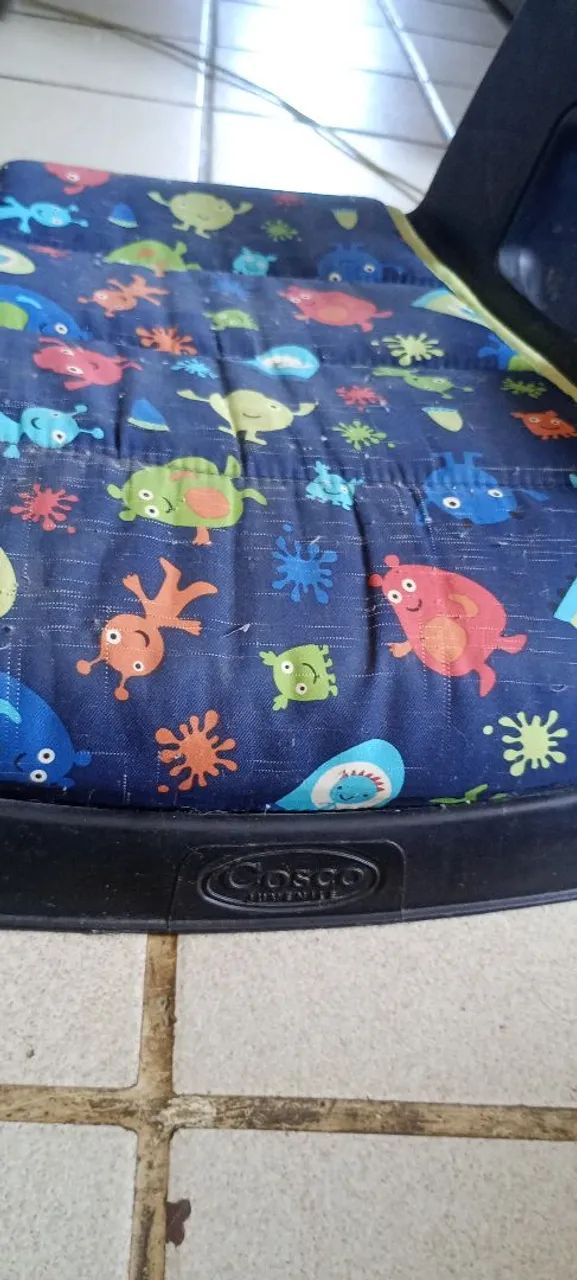 Cadeirinha de elevação infantil para carro