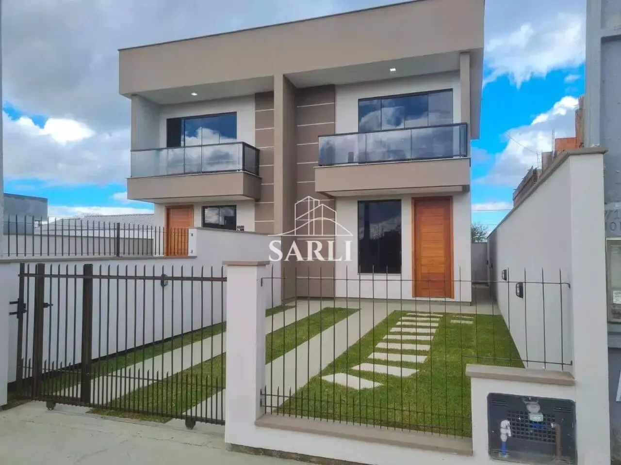 Sobrado, 70 m² - Barra do Aririú - Palhoça/SC