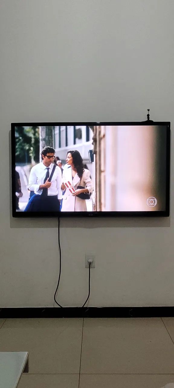 Tv LG 51" Plasma - Foto 2