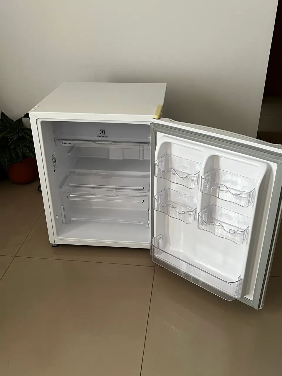Frigobar Electrolux  - Foto 2