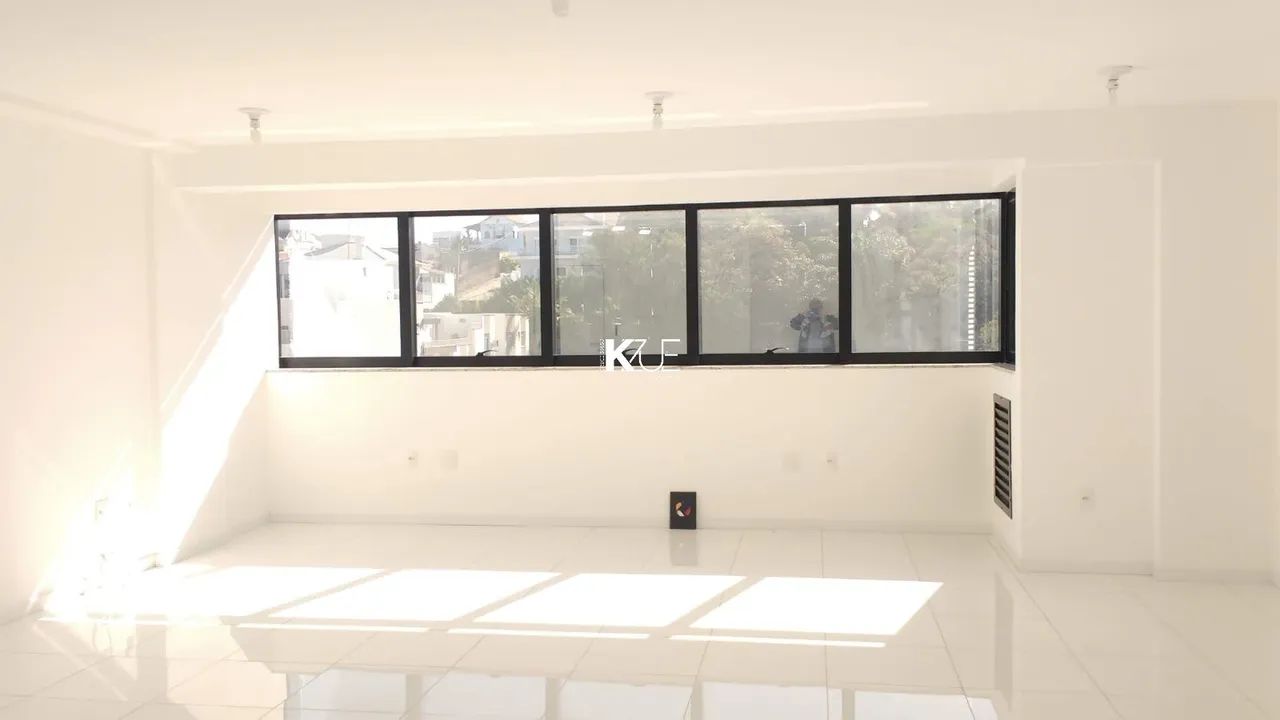 Sala Comercial 49 m2 em Coqueiros - Foto 4
