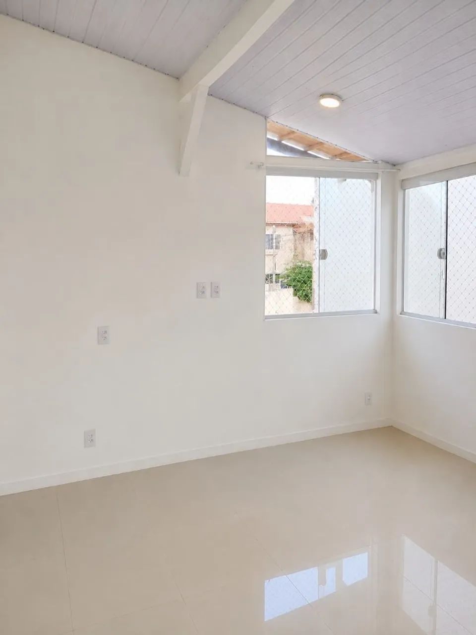 Alugo apartamento bairro Carianos - Foto 4