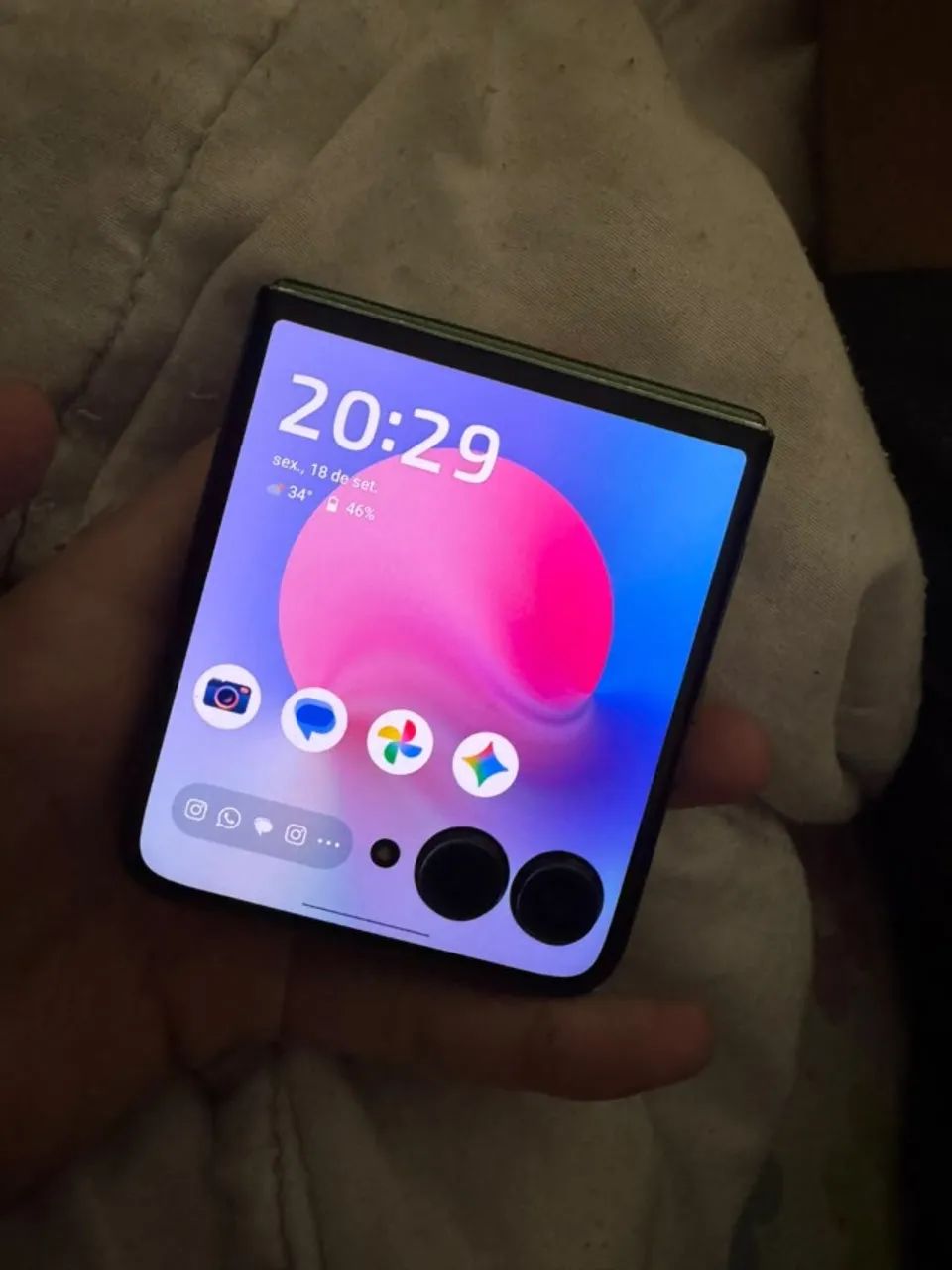 Motorola Razr 50 Ultra  - Foto 4
