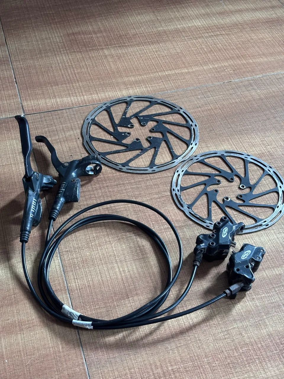 Freios SRAM CODE 5 (4 pistões) - Foto 3