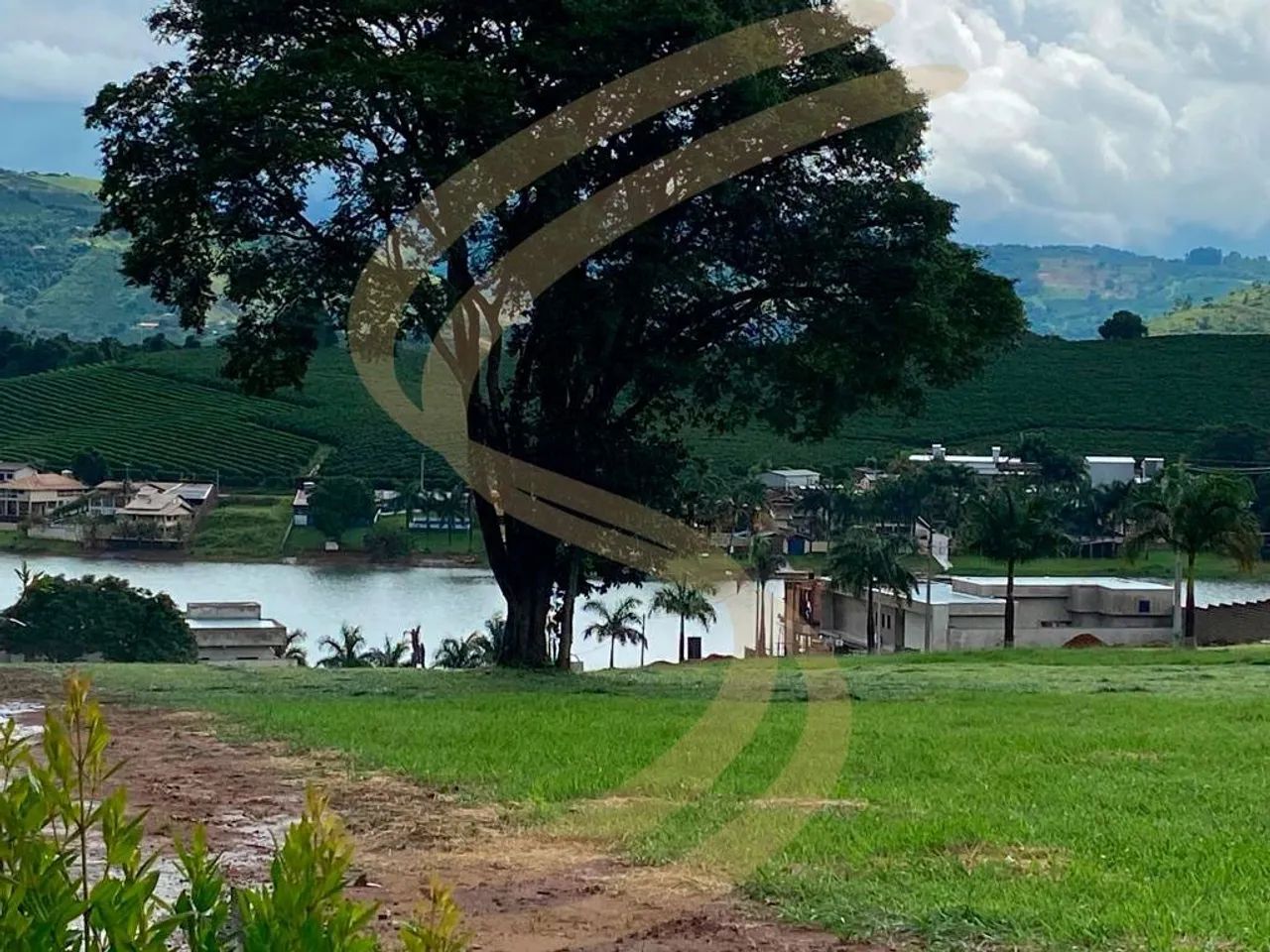 Terreno à Venda em Represa, Caconde - SP