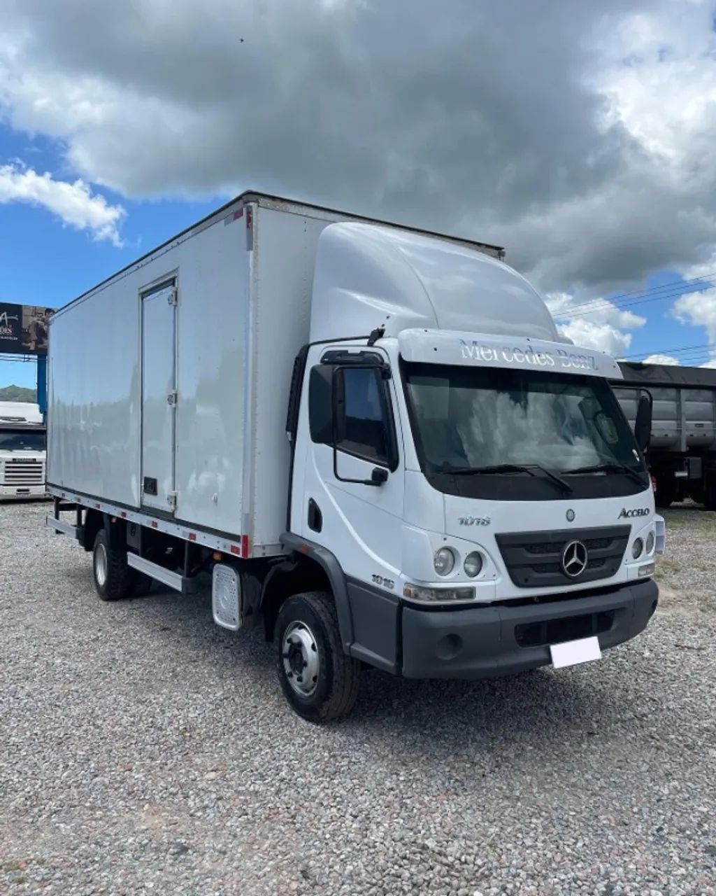 Mb accelo 1016 bau seco 2012