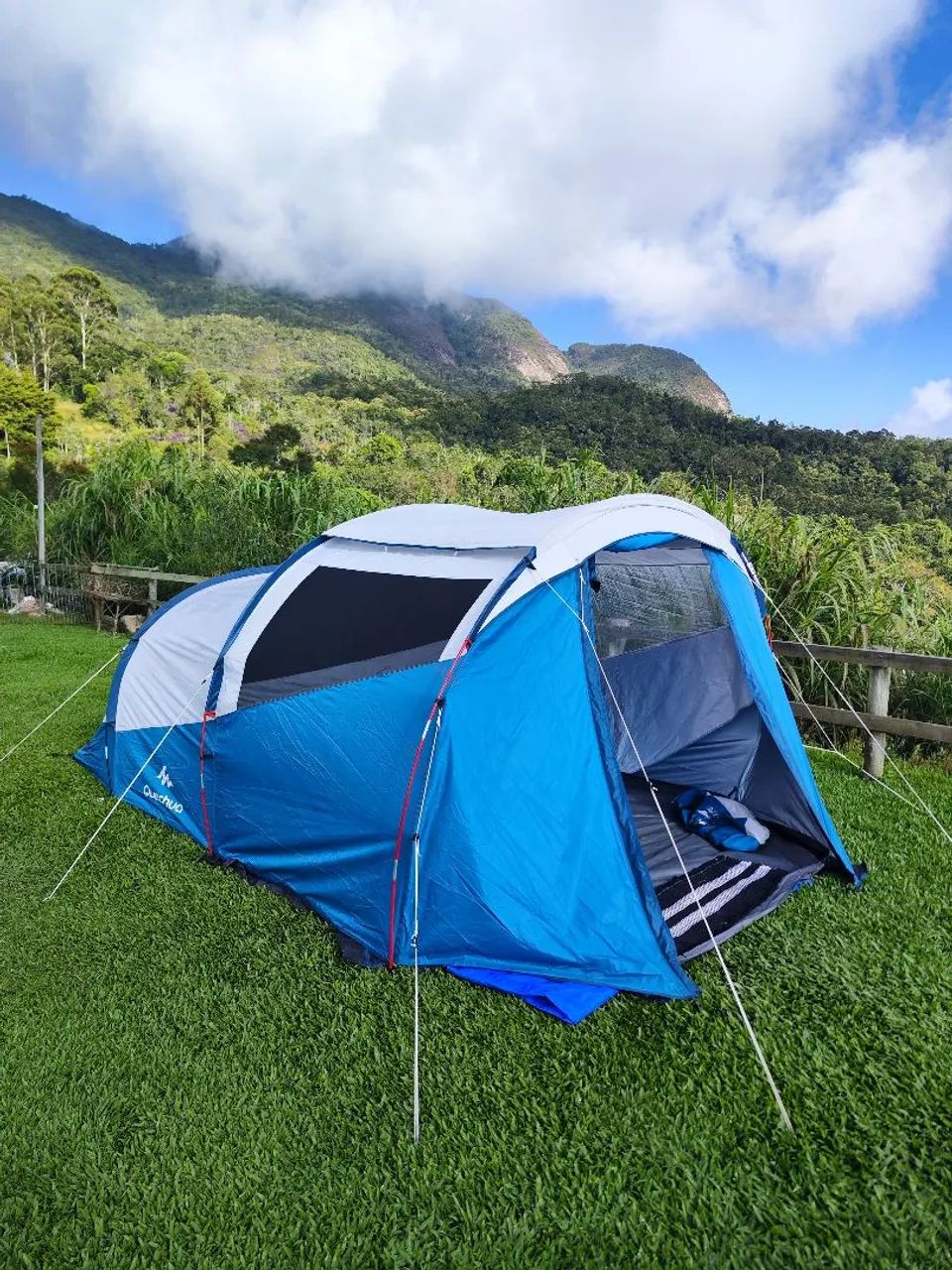 [ESTADO DE NOVA] Barraca Quechua 4.1 Fresh & Black + BÔNUS: Hastes para Varanda