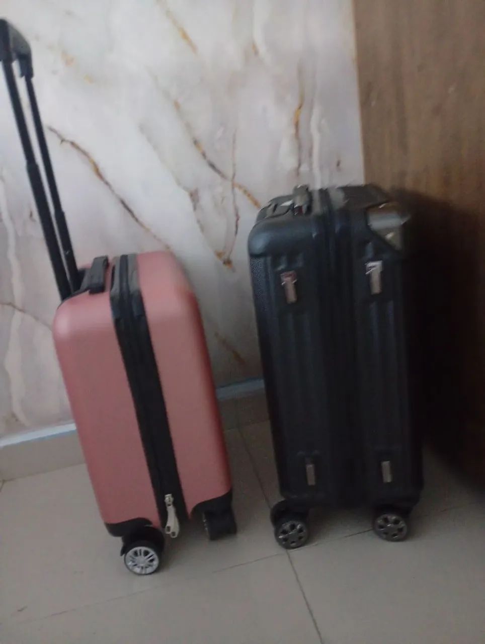 2 malas semi nova só 170  10 e 13kg - Foto 3