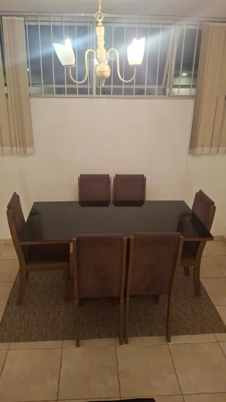 Mesa de jantar retangular vidro 6 lugares