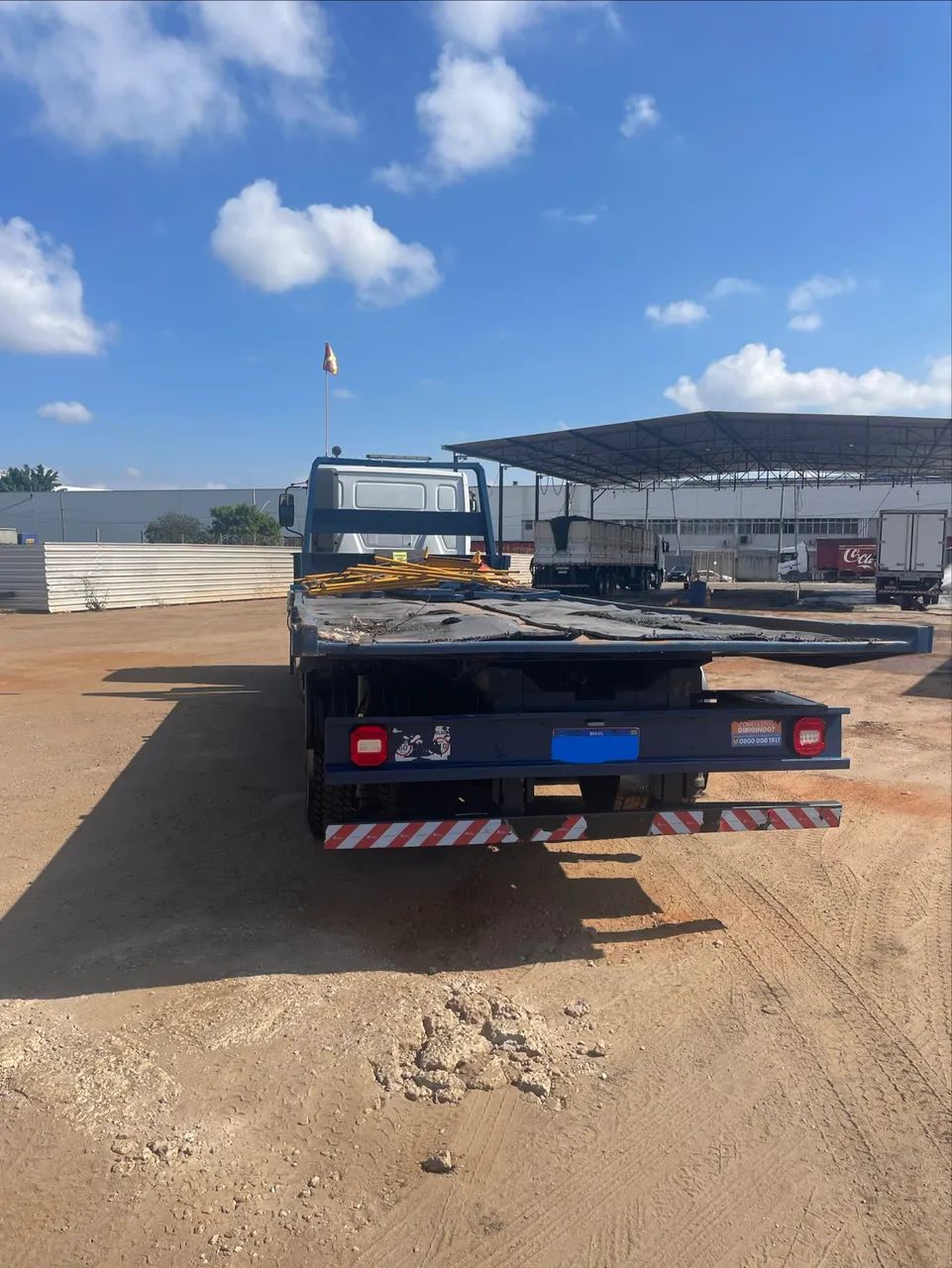 Caminhão prancha 8x4  - Foto 2