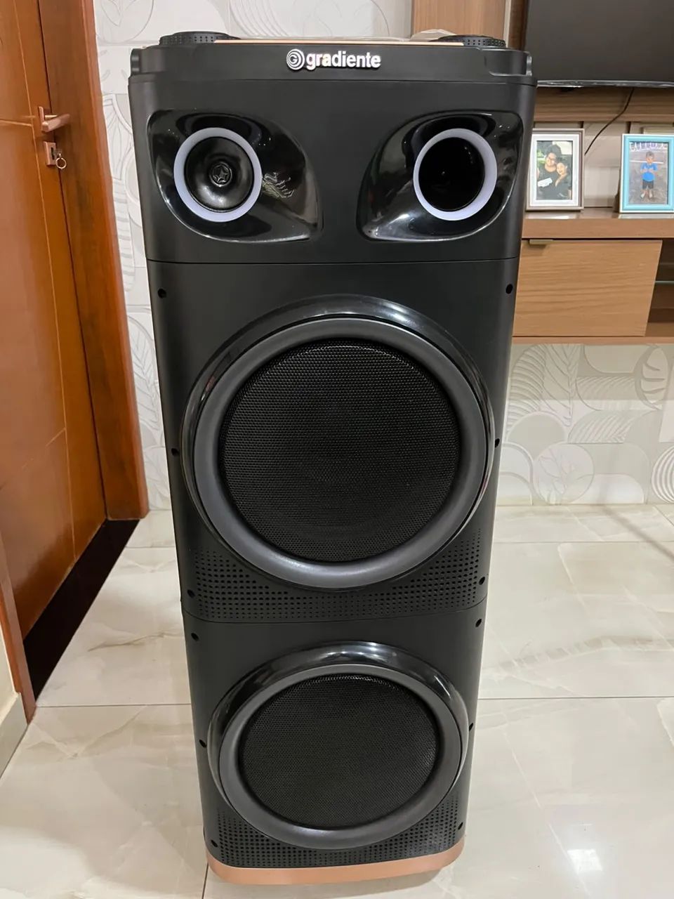 Vendo uma caixa de som semi nova  - Foto 5