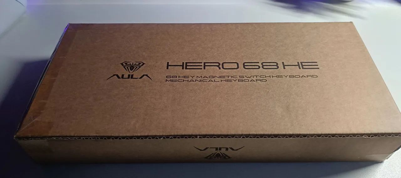 Teclado Magnético Aula Hero 68HE branco