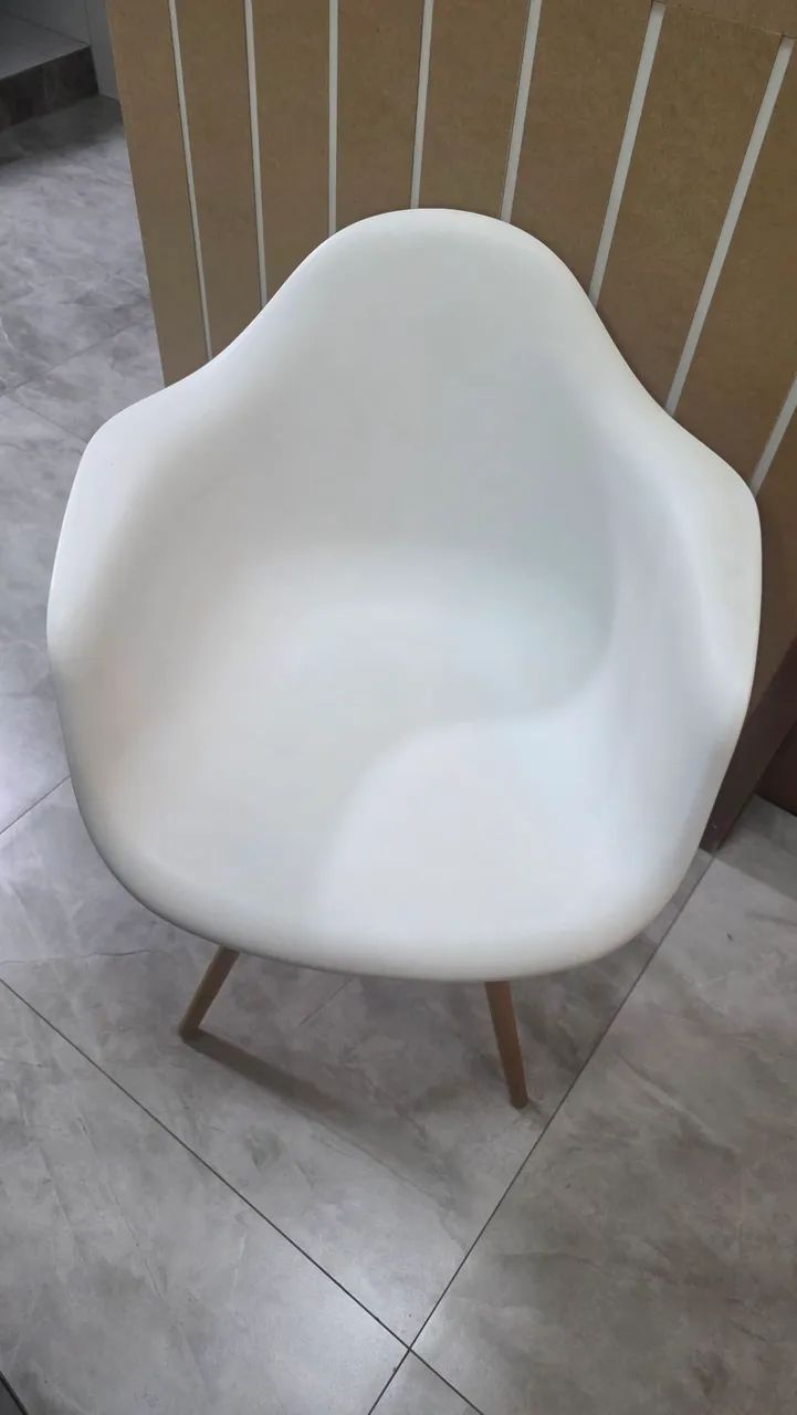 Cadeira Charles Eames DAW com braço - Foto 2