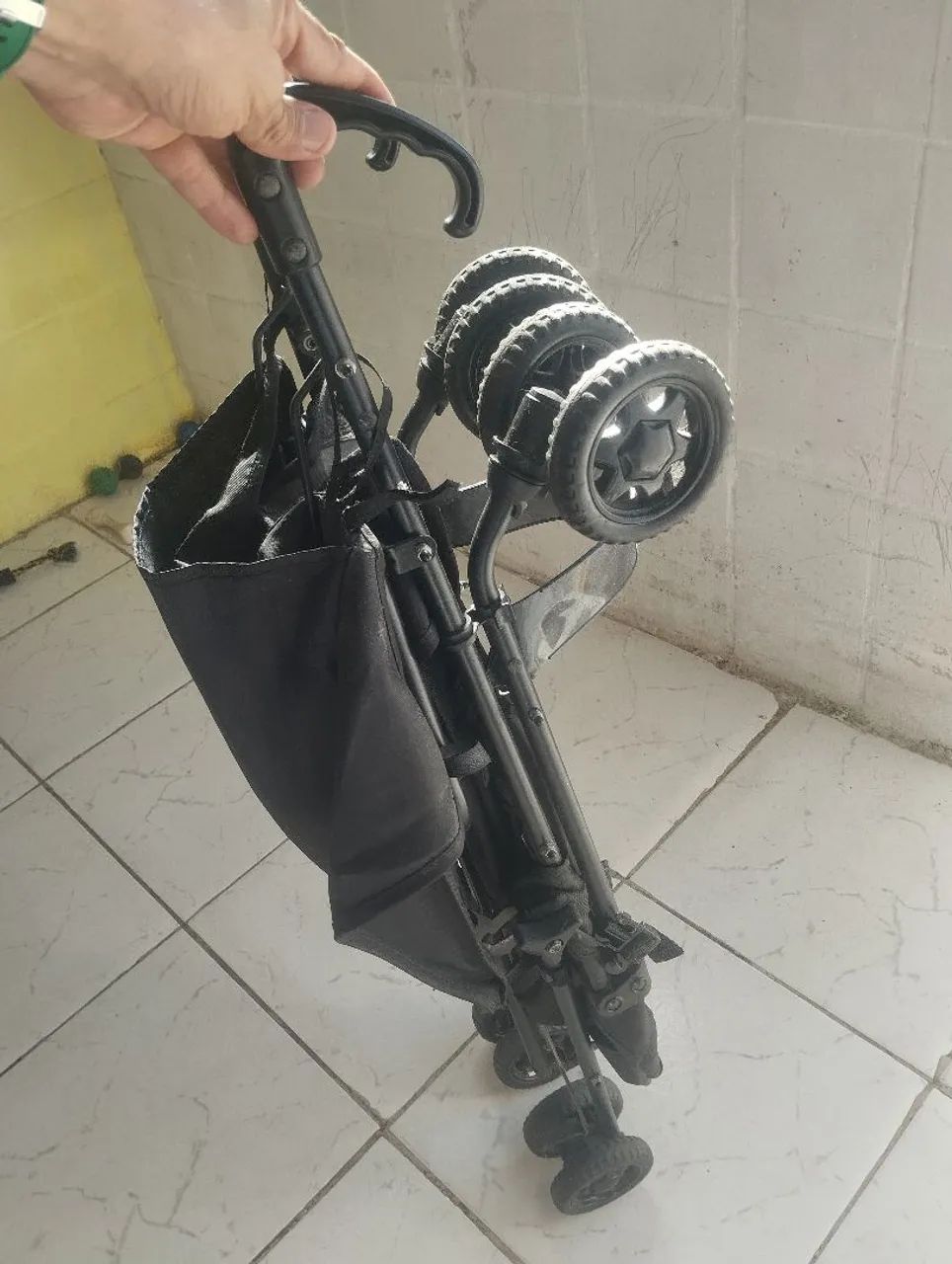 Carrinho bebe desmontável  - Foto 5