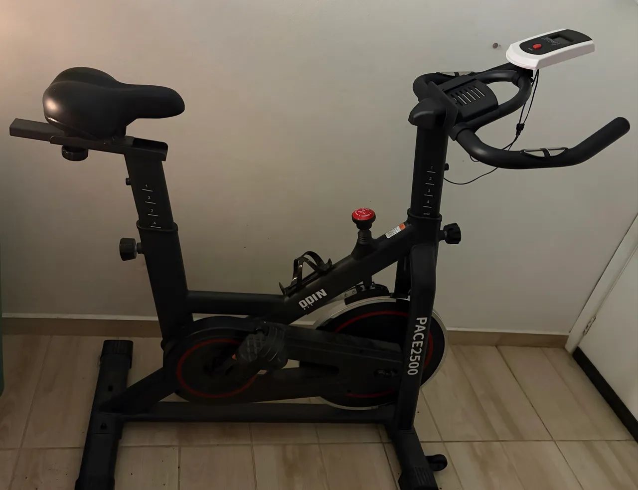 Bicicleta Ergométrica de Spinning Odin Fit Pace 2500 - Impecável!