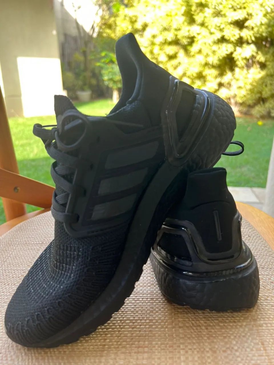 Tênis feminino Adidas Ultraboost Novo - Foto 3