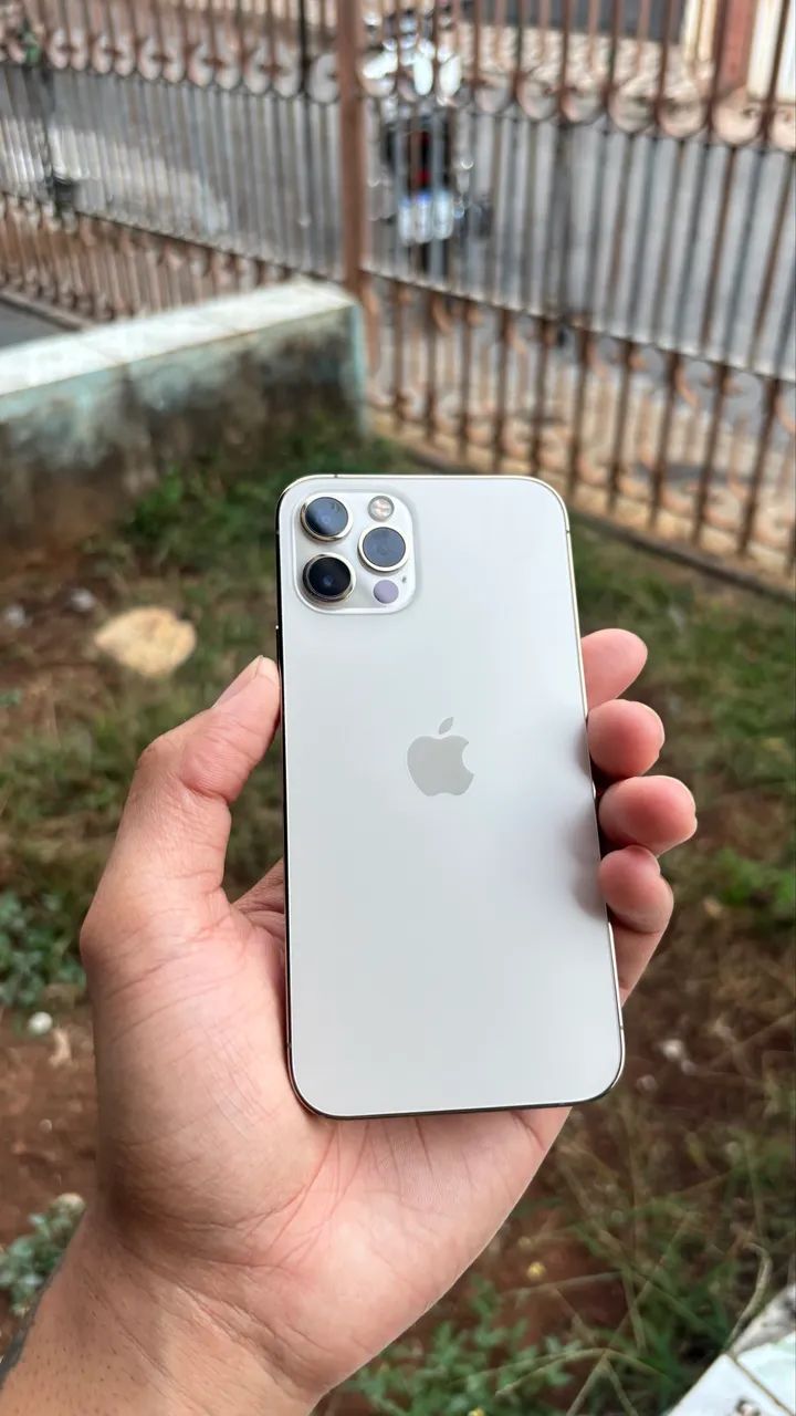 Vendo iPhone 12 Pro Gold 256gb - Foto 2