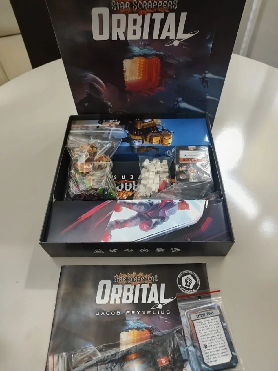 Star Scrappers: Orbital - Foto 2