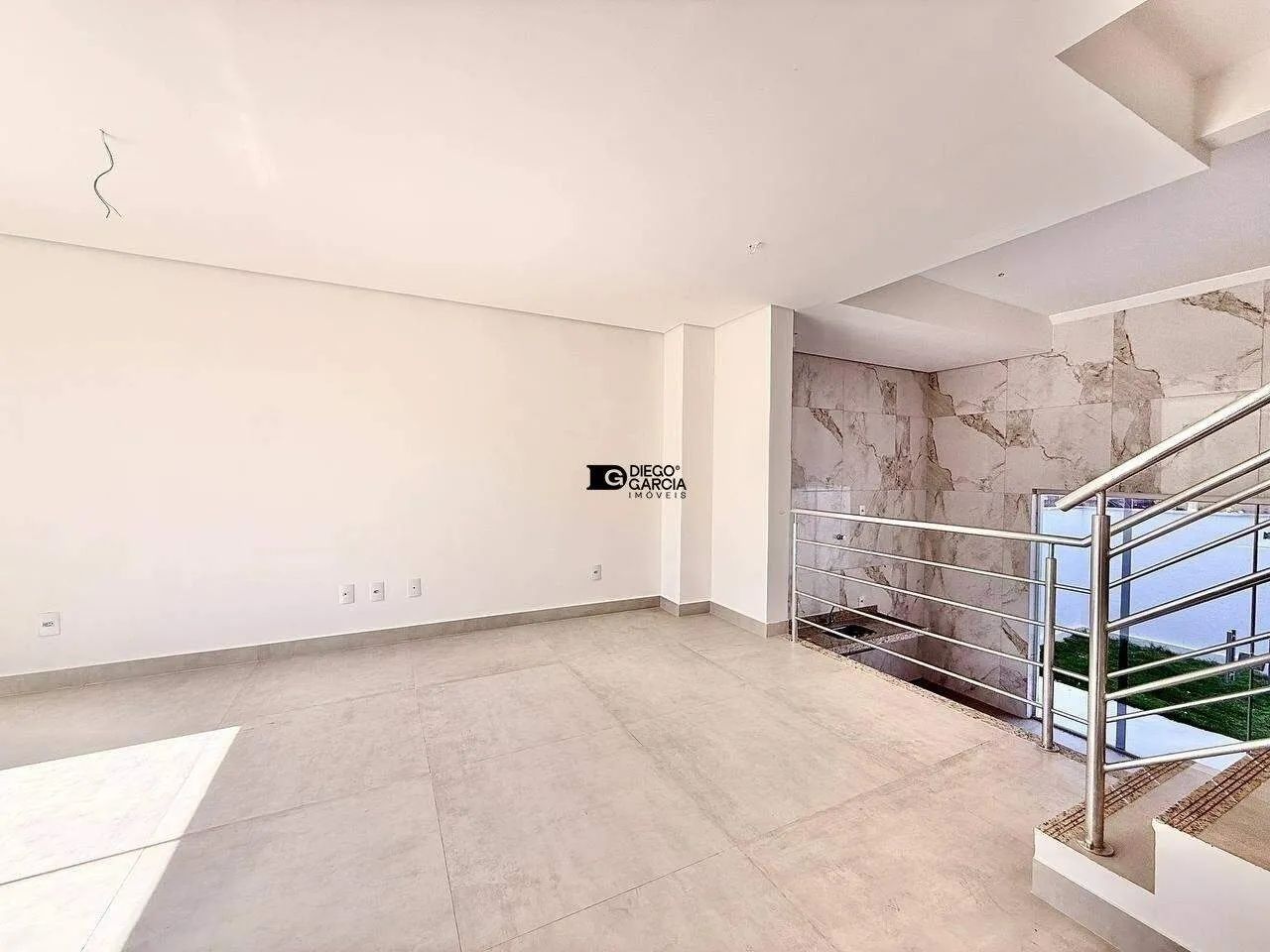 Casa Moderna com Excelente Distribuição e Quintal! - Foto 2