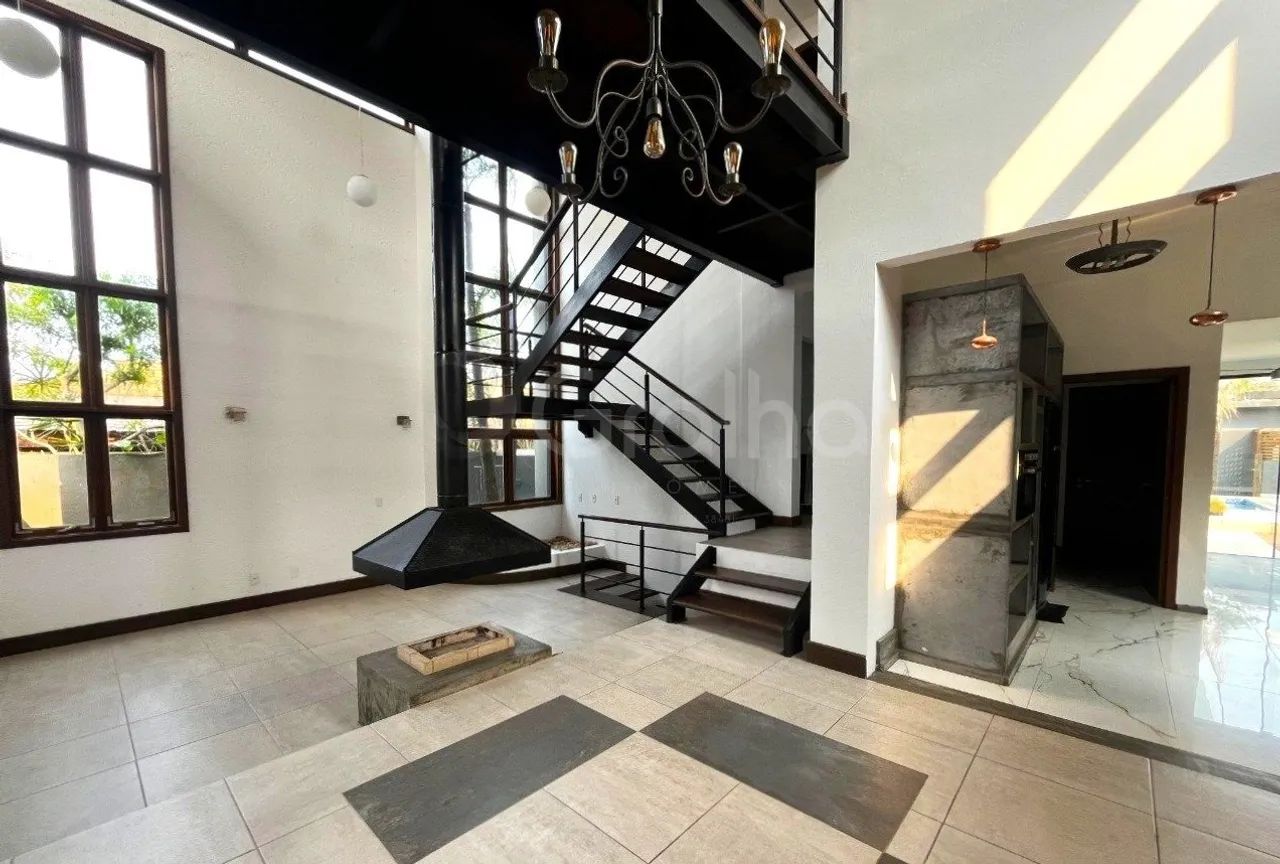 Casa de240m² com 3 Suítes no Morro das Pedras - Foto 5