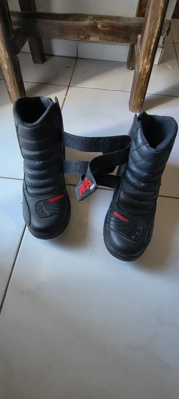 Vendo bota 