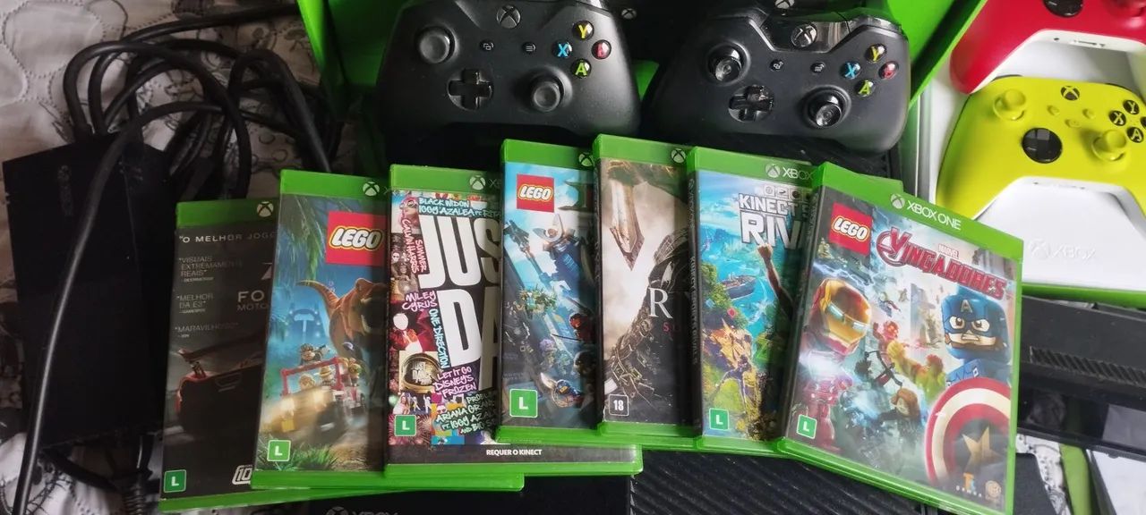 Xbox one usado com manual, Kinect, controles e jogos - Foto 5