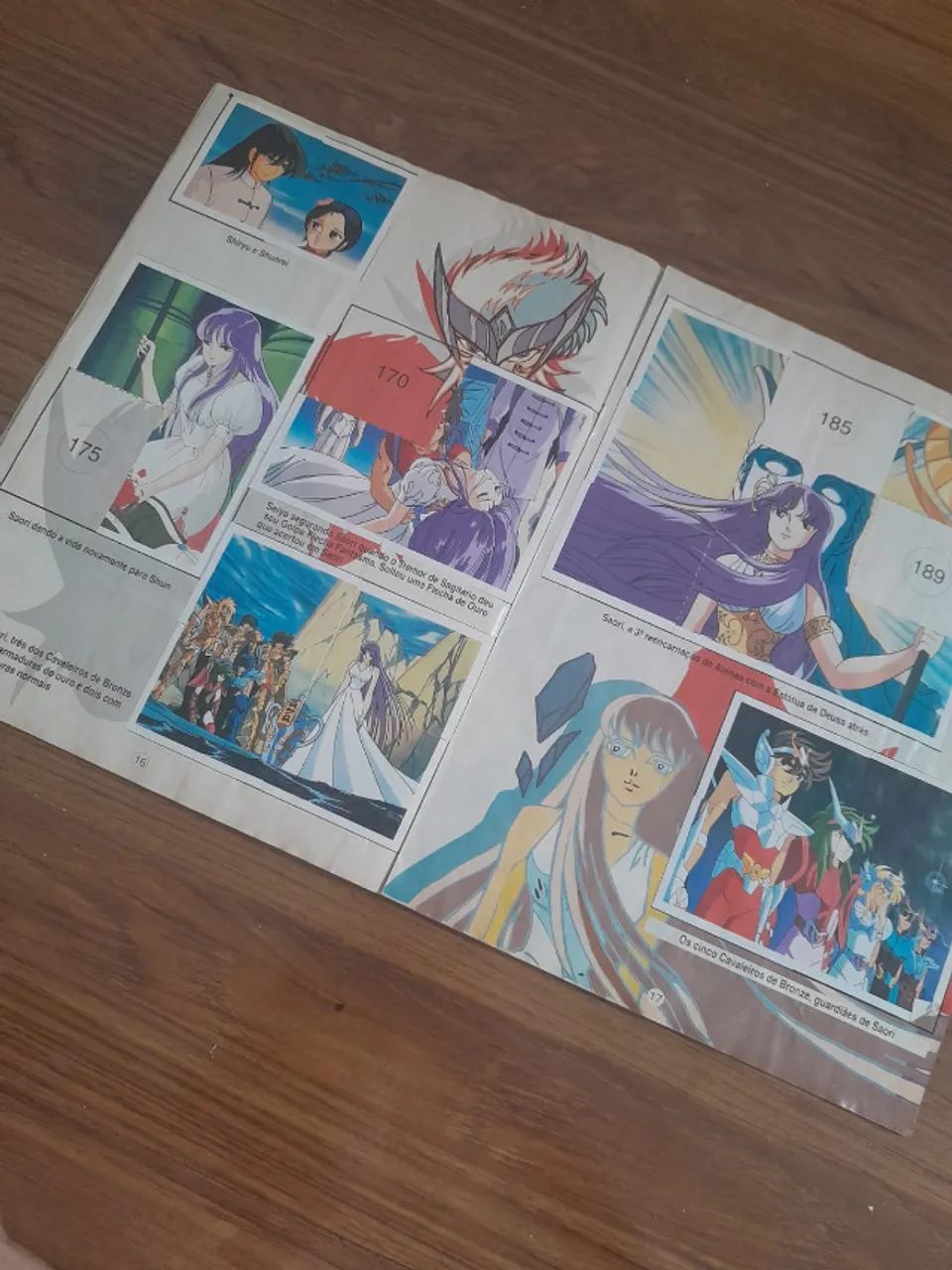 Álbum de Figurinhas Cavaleiros do Zodíaco 1995 - Hobbies e