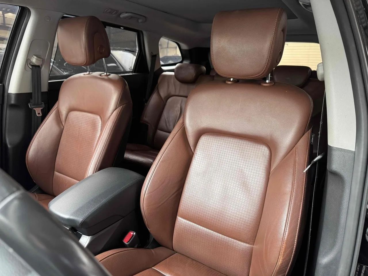 Hyundai Grand Santa Fe 3.3 V6 4X4 Tiptronic 2015 - Foto 6