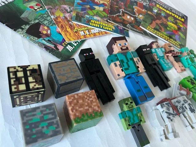Bonecos -  Minecraft + Gibis - Foto 2