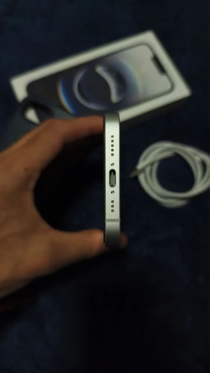 iPhone 16e - Foto 4