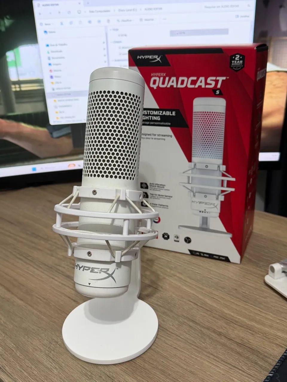 Microfone Quadcast S - Branco - Foto 5