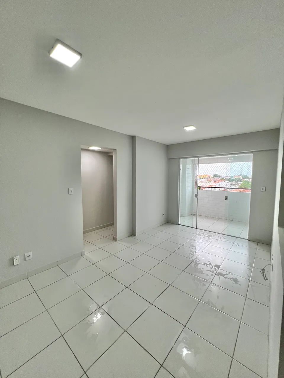 ALUGA-SE APARTAMENTO NO CENTRO EM CASTANHAL - Foto 2