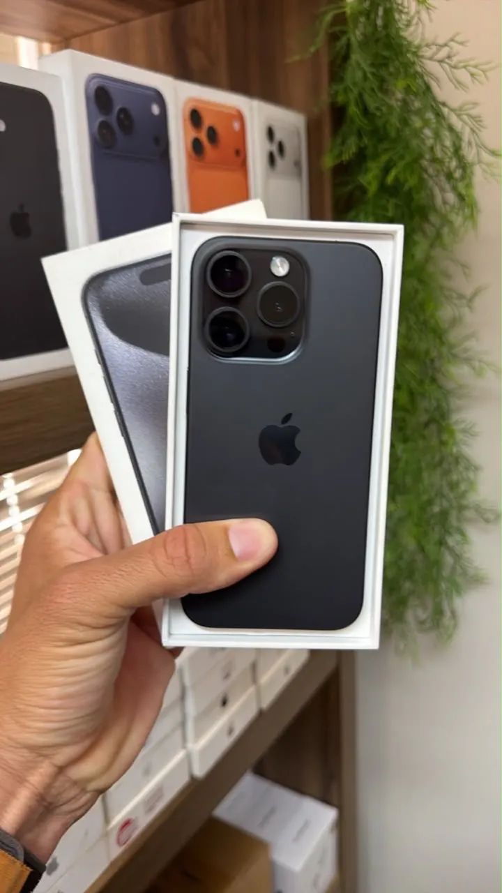 iPhone 15 pro 256 gb 