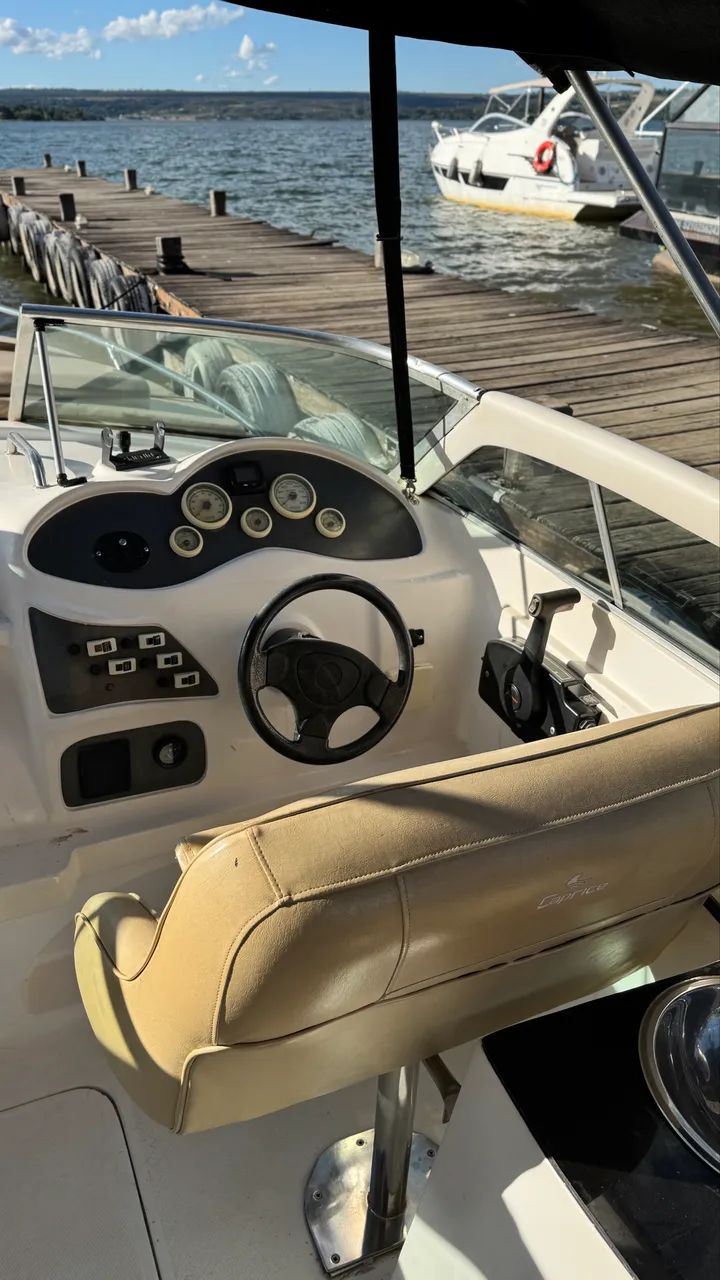 Lancha Caprice 27 com Mercury 250Hp EFI  - Foto 2