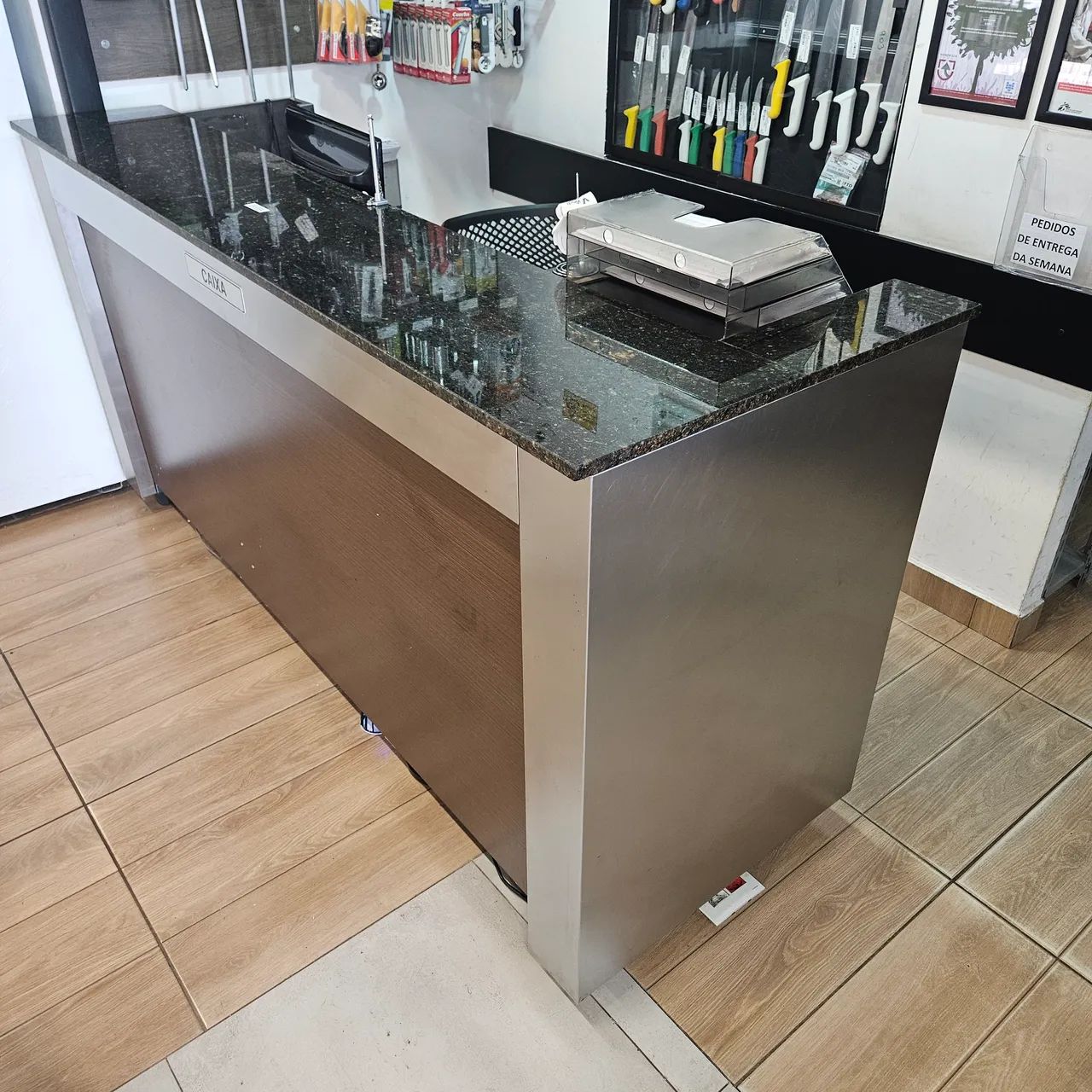 Balcão Caixa de aço inox, MDF e Granito 2 pessoas 220x80x110cm
