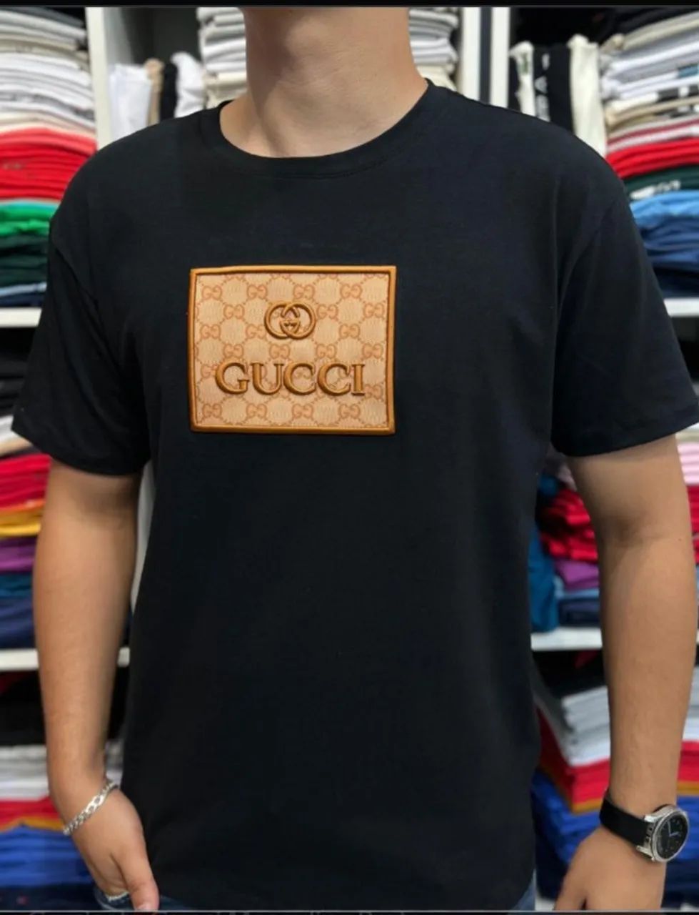 Camisetas e conjunto Gucci  - Foto 2