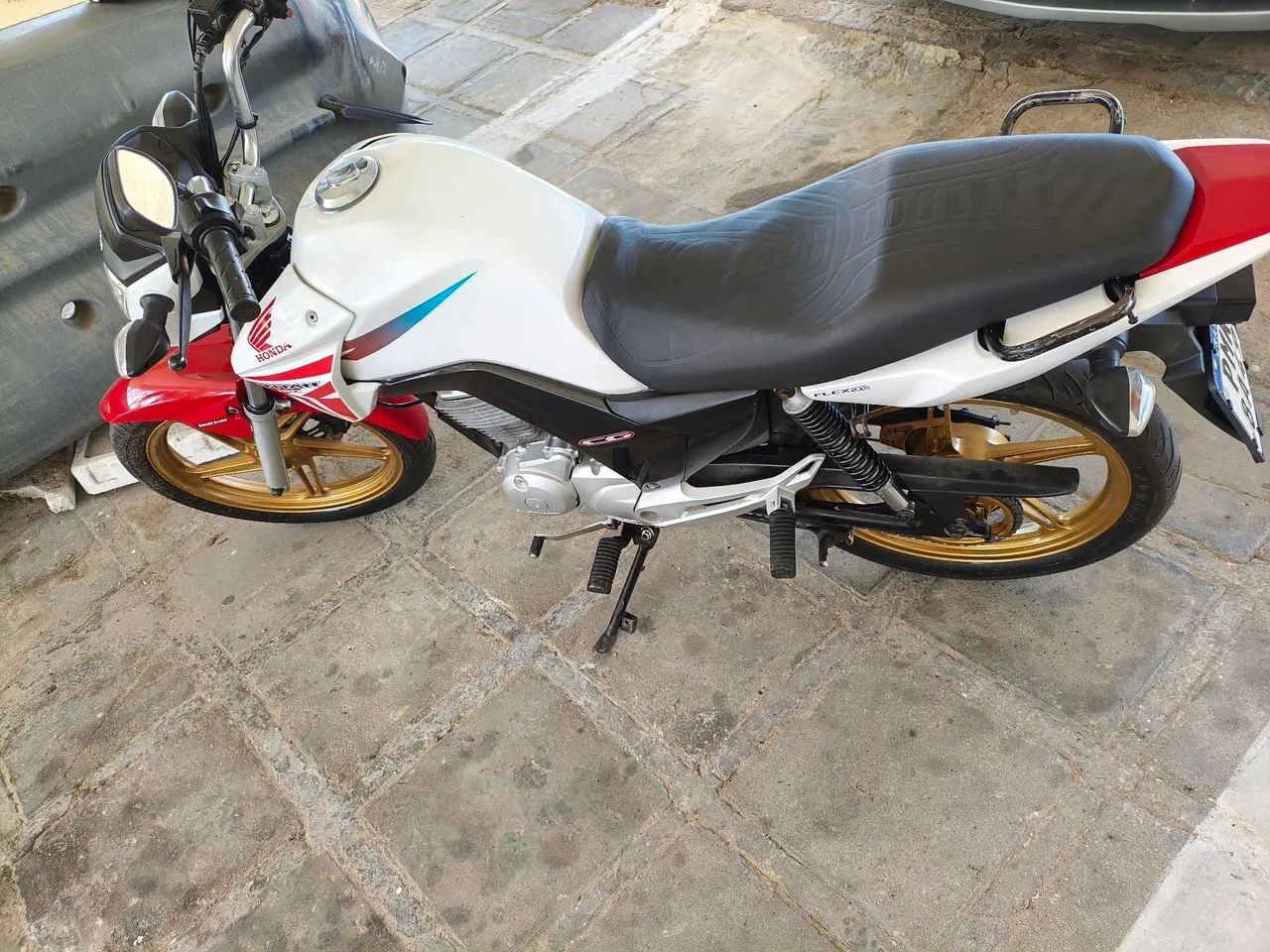 Vende se - Foto 4