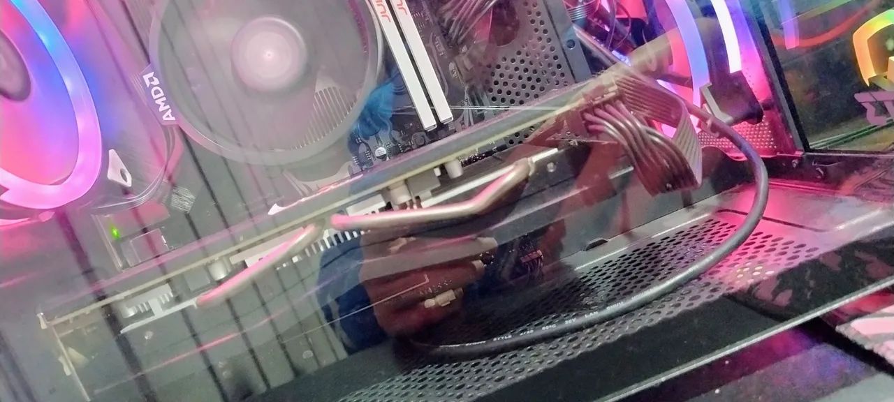 RX 580 2048SP 8GB SOYO em excelente estado de conservação - Foto 3