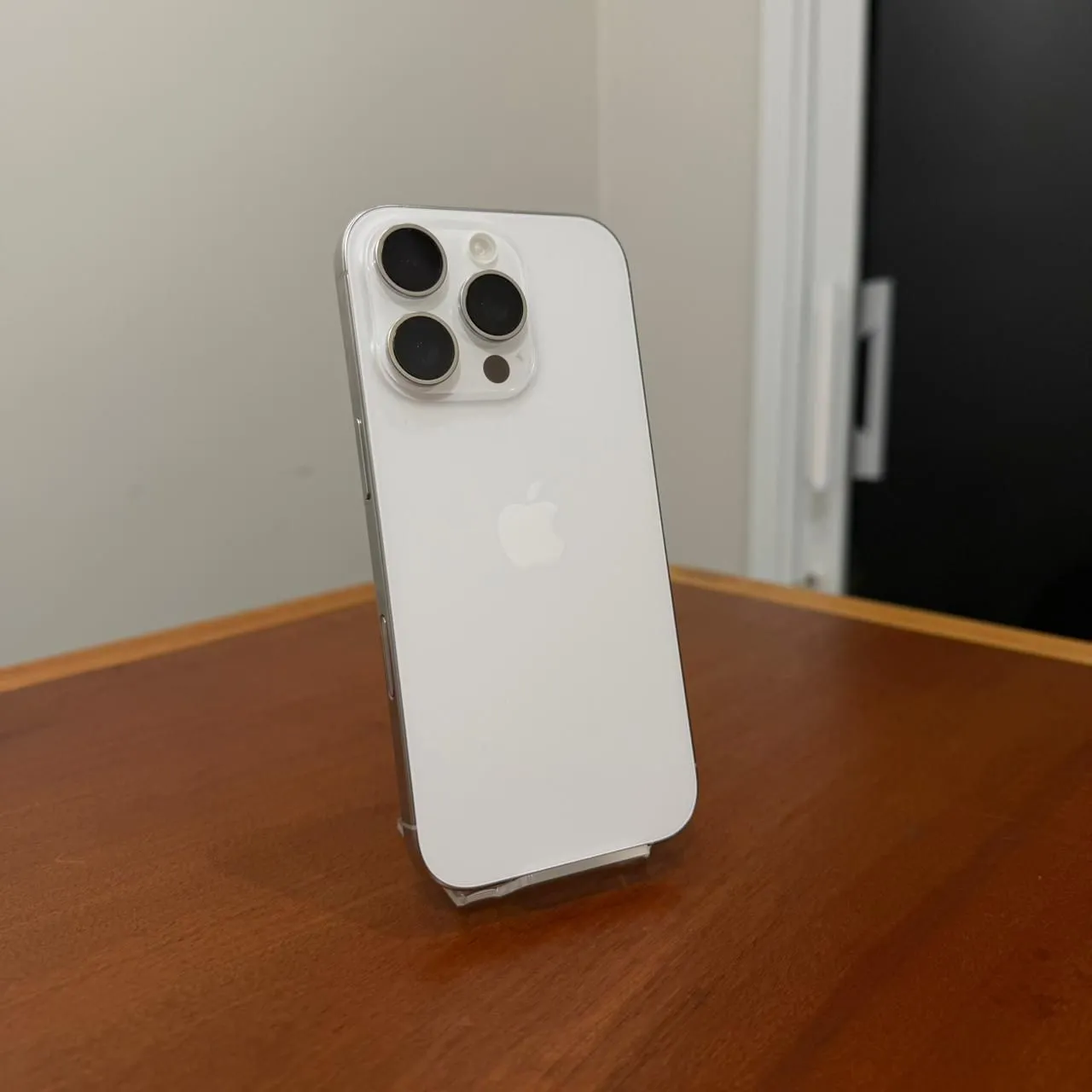 iPhone 16 Pro Max 128GB - 100% de Bateria - Lindo, todo original