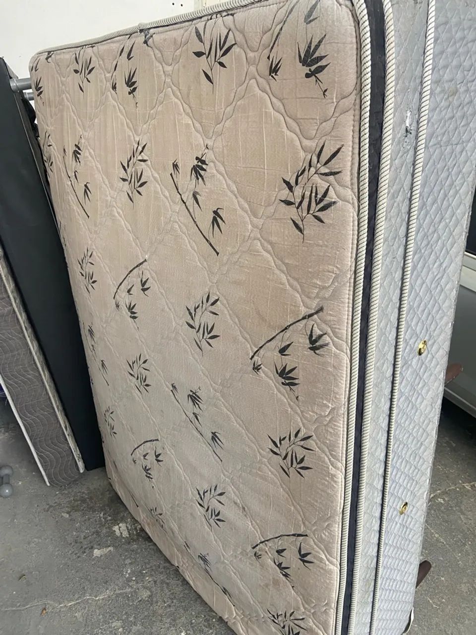 Cama box