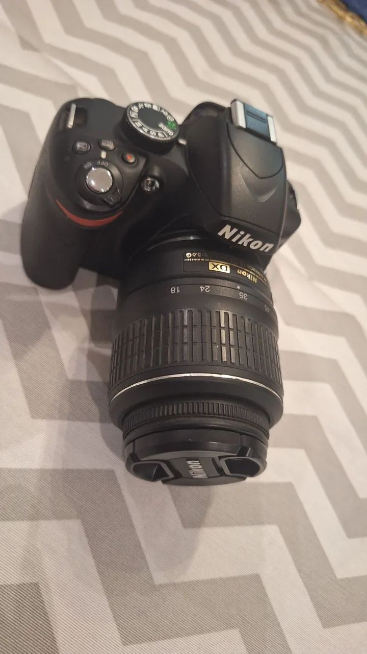 Câmera Nikon D3200.  Muito nova!  - Foto 2
