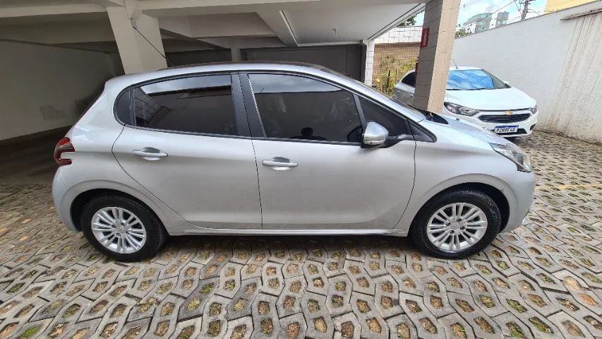 Peugeot 208 1.6 Allure AT - Foto 5