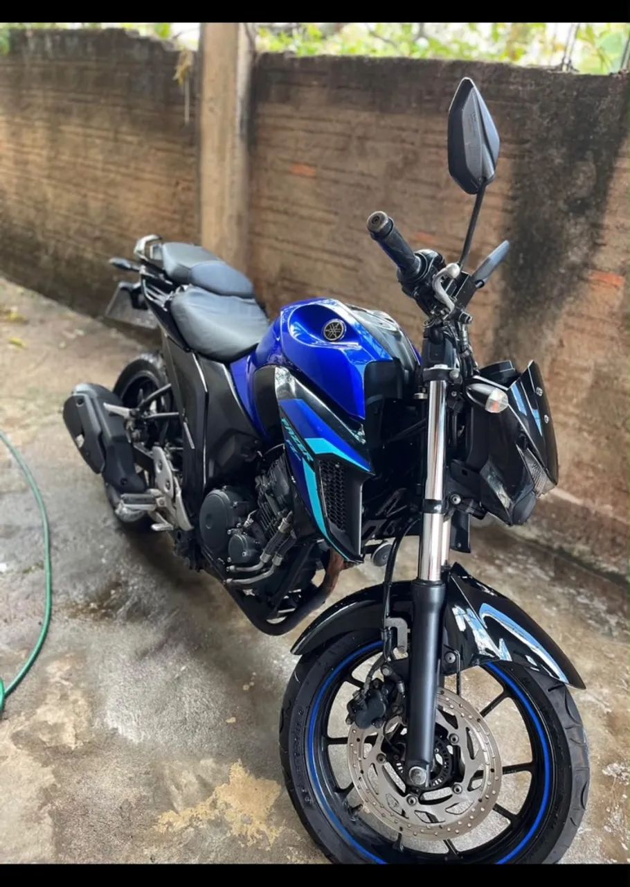 Fazer 250
