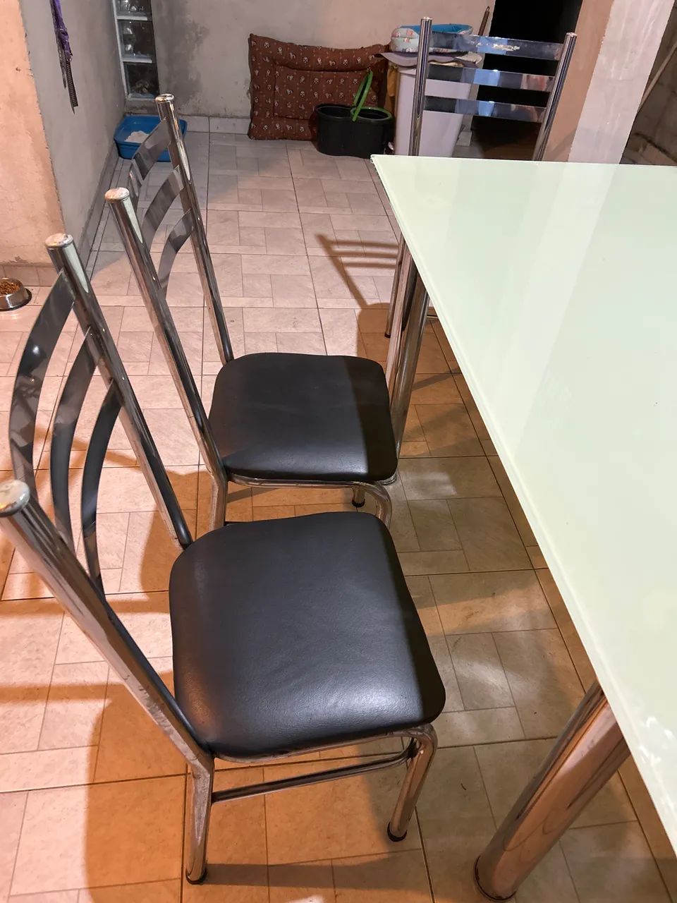 Mesa com 6 cadeiras em metal cromado - Foto 2