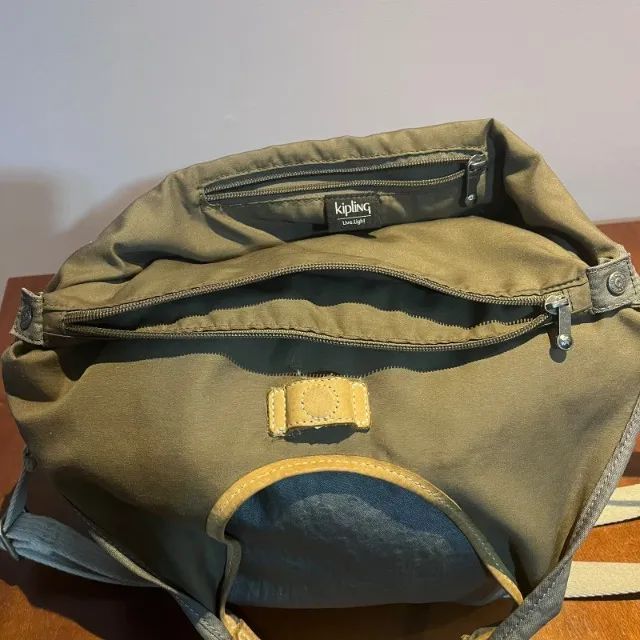 bolsa de ombro kipling cinza - Foto 5