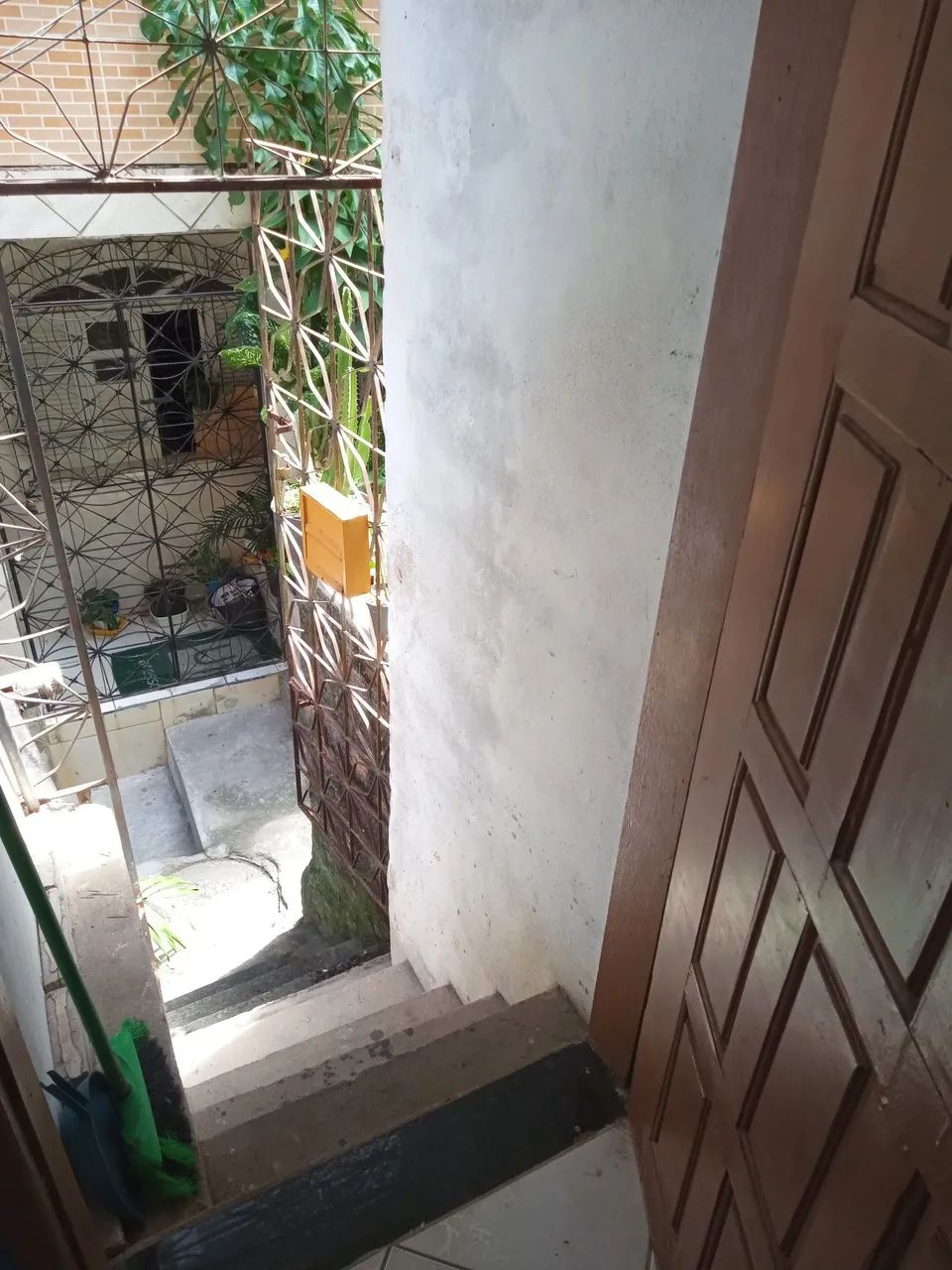 Vendo 1 casa com 1° e 2° andar,  - Foto 3