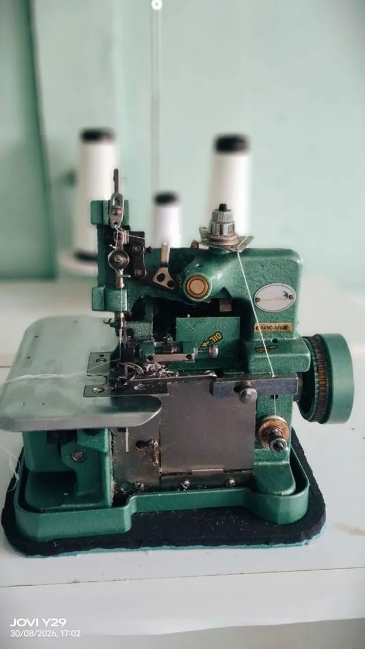 Máquina overlock portátil 